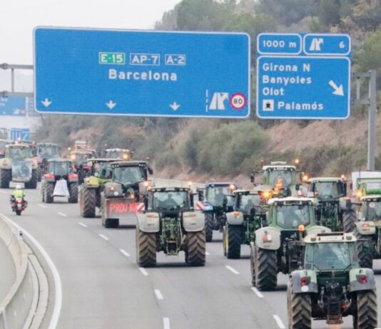 La pagesia del Baix Llobregat en crisi per la sequera i ara en peu de guerra en defensa del sector agrari