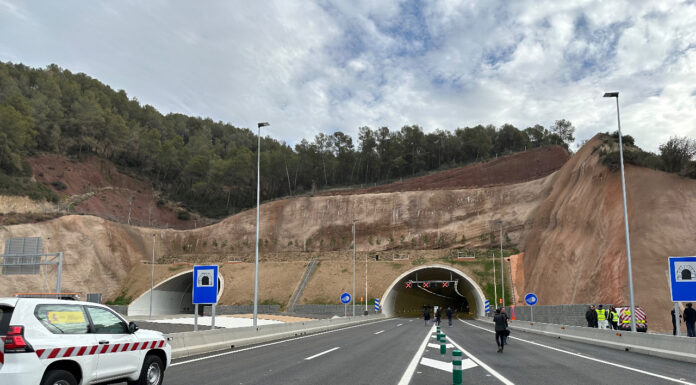 Després de 17 anys d’obres, la B-40 ja connecta Olesa de Montserrat i Viladecavalls