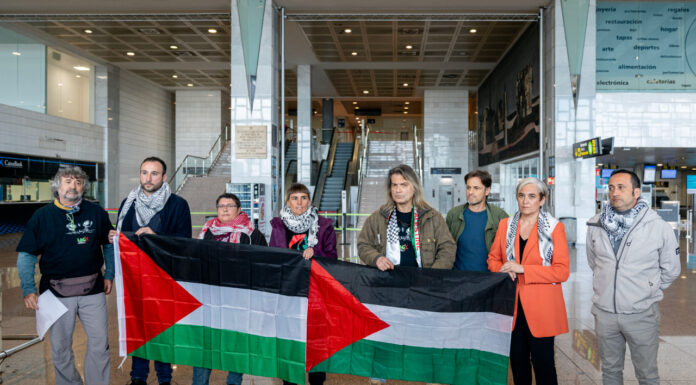 Flotilla per la Llibertat a Gaza: la delegació catalana, amb Colau i Asens, surt des de l’aeroport del Prat