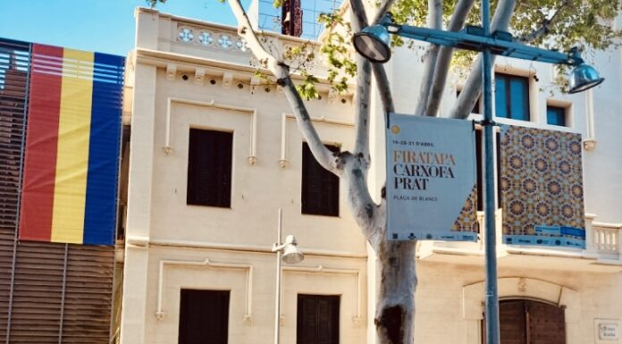 14 d’abril: L’extrema dreta denuncia l’Ajuntament del Prat per penjar la bandera republicana al balcó