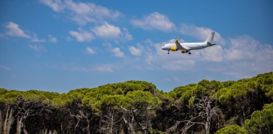 L’alcalde del Prat, sobre la proposta del Govern per a l’aeroport: “En plena campanya electoral, no és moment de jugar-se als daus el futur de la infraestructura”