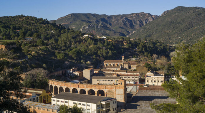 La Colònia Sedó acull una reflexió de qualitat sobre el seu futur, l’aigua i l’energia