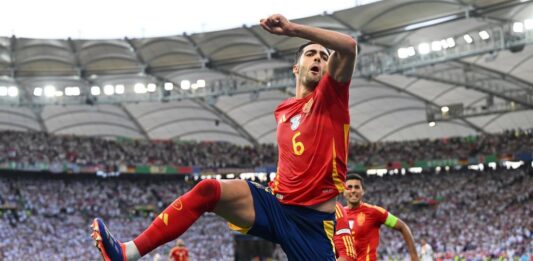 Pantalla gegant a Castelldefels i Gavà per donar suport a la selecció espanyola masculina de futbol