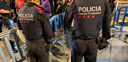 Els Mossos d’Esquadra intensifiquen els controls policials a la recerca d’armes blanques a la Festa Major de Molins de Rei