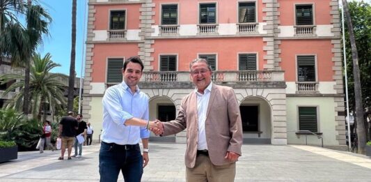 Plataforma per la Llengua denuncia que l’Ajuntament de Castelldefels arracona el català