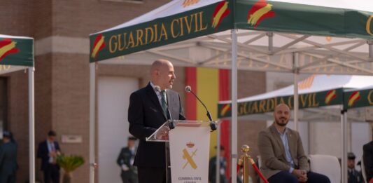 Sant Andreu de la Barca: un alcalde d’ERC a la Festa de la Guàrdia Civil