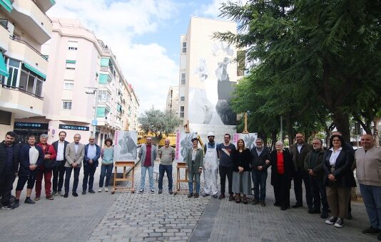 Un icònic retrat a llapis del Potablava més pur, obra de Xavi Mateo, il·lustra el cartell de la 52a Fira Avícola del Prat