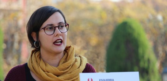 L’exdiputada baixllobregatina d’ERC, Jenn Díaz, critica el suport dels republicans a la prohibició del burca
