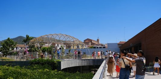 La ciutadania d’Olesa ja disposa de la nova Biblioteca Santa Oliva
