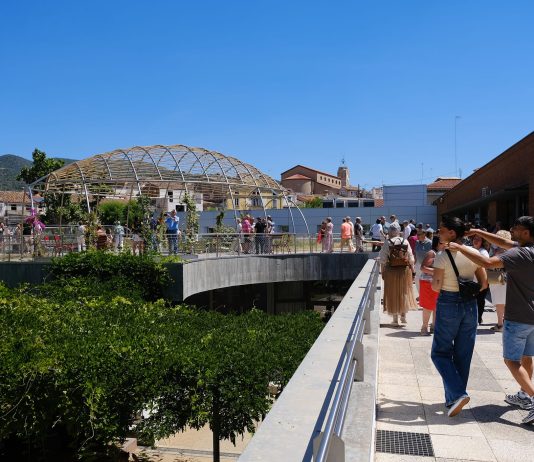 La ciutadania d’Olesa ja disposa de la nova Biblioteca Santa Oliva