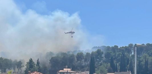 Cap de setmana amb incendis a Sant Boi i Sant Andreu