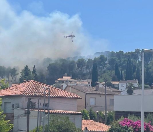Cap de setmana amb incendis a Sant Boi i Sant Andreu