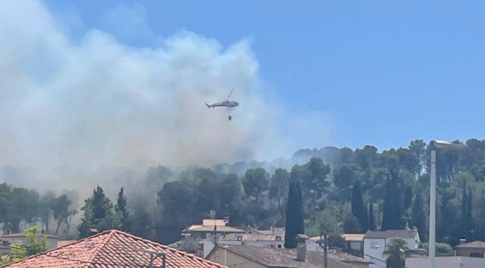 Cap de setmana amb incendis a Sant Boi i Sant Andreu