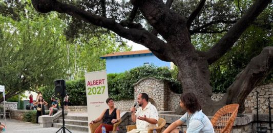 Més de 150 persones acompanyen l’Albert Guasch en l’inici de la seva cursa cap a l’alcaldia de Begues